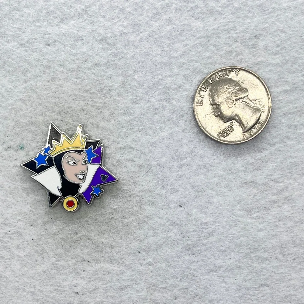 🔮 5/$25 Disney Snow White Evil Queen Stars Pin